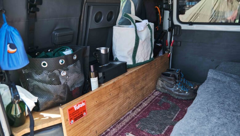 【’10 MITSUBISHI DELICA CARGO】広く使えるカーゴモデルをバンライフ仕様にアレンジ。