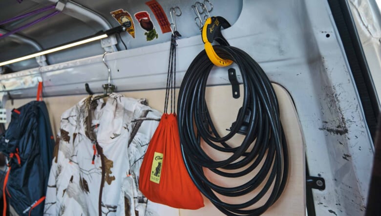 【’10 MITSUBISHI DELICA CARGO】広く使えるカーゴモデルをバンライフ仕様にアレンジ。