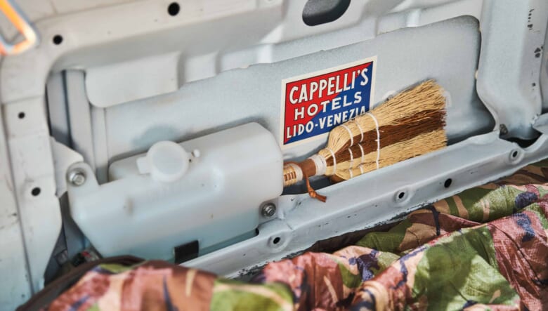 【’10 MITSUBISHI DELICA CARGO】広く使えるカーゴモデルをバンライフ仕様にアレンジ。