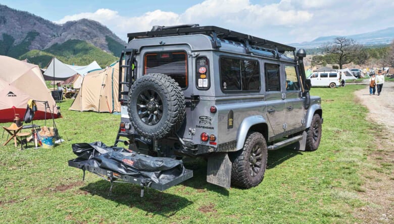 【’12 LAND ROVER DEFENDER】20年来の憧れモデルを時間をかけてカスタム。