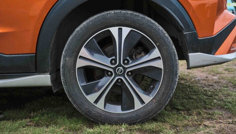 【’21 NISSAN KICKS e-POWER】ファミキャンを満喫できる電気で走るコンパクトSUV。