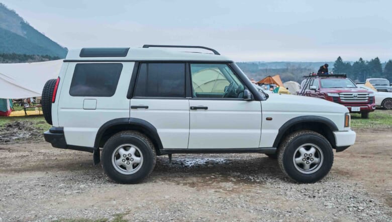【’03 LAND ROVER DISCOVERY 2】街乗りでもフィールドでもちょうどいいサイズが魅力。