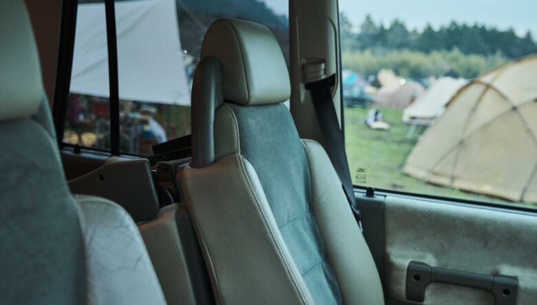 【’03 LAND ROVER DISCOVERY 2】街乗りでもフィールドでもちょうどいいサイズが魅力。