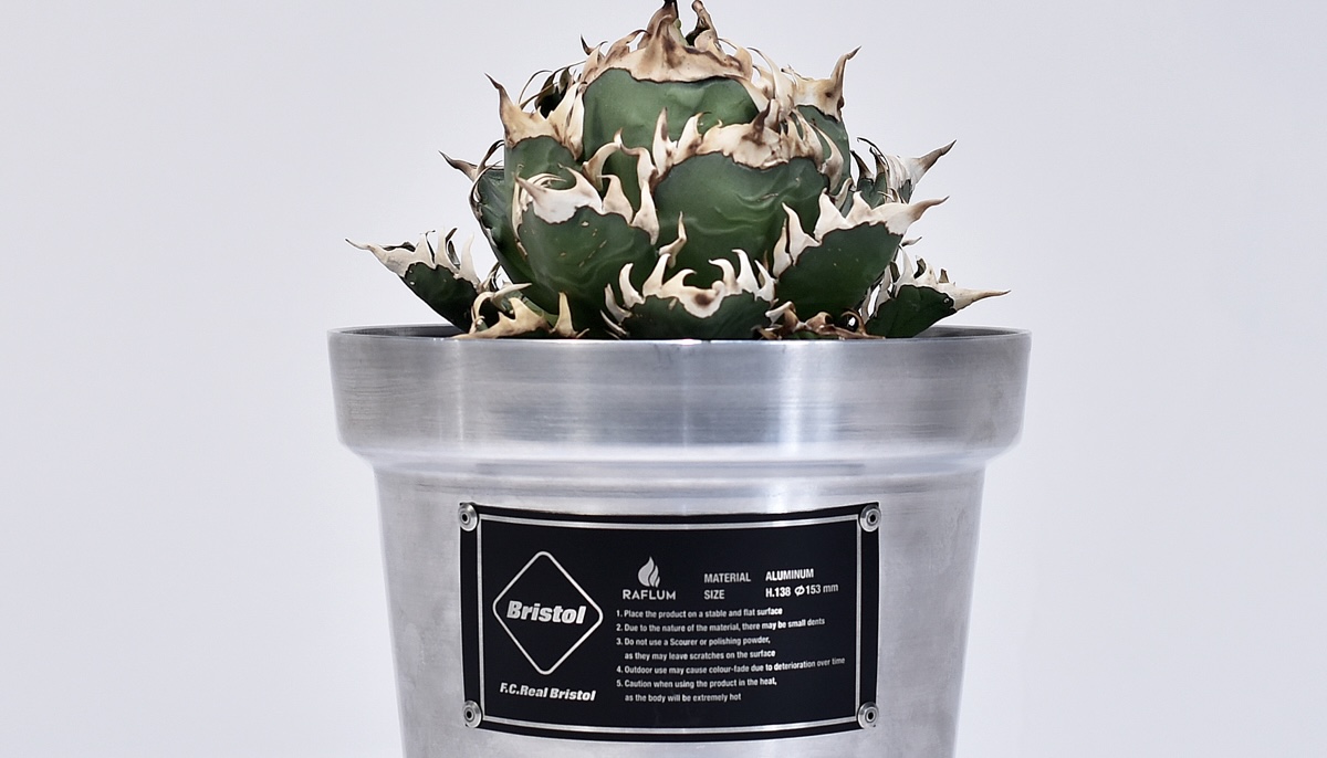 FCRB RAFLUM 鉢　大阪限定 F.C.Real BristolがRAFLUMとの限定コラボ植木鉢を発売 | EYESCREAM