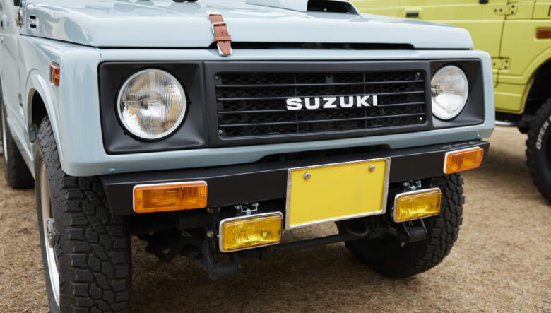 【’95 JIMNY JA11】随所に仕込むシルバーで、クラシックな仕上がりに。