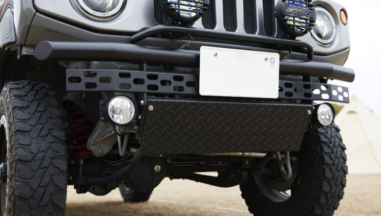 【’23 JIMNY JB64】サイドも正面もぬかりなし！細部パーツにこだわりあり。