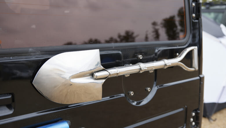 【’92 JIMNY JA11】父親と合作した愛車は、イカついウイングが主役。