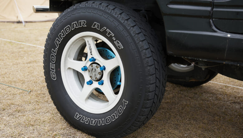 【’92 JIMNY JA11】父親と合作した愛車は、イカついウイングが主役。