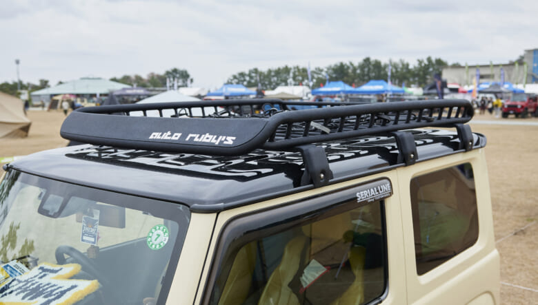 【’19 JIMNY JB64】シンプルなフロントが、迫力ある足元を強調!!