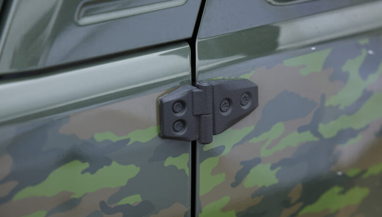 【’18 JIMNY SIERRA JB74】リノ入りカモフラ柄で、マイルドアドベンチャー。