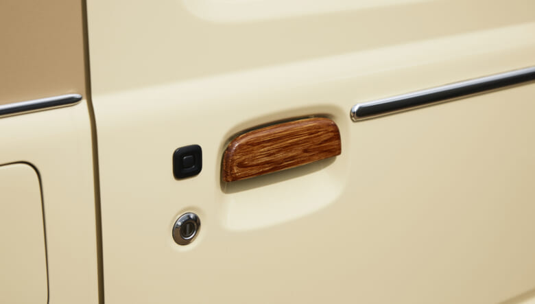 【’22 JIMNY SIERRA JB74】古きよき時代を彷彿させる、素朴なアメリカンテイスト。