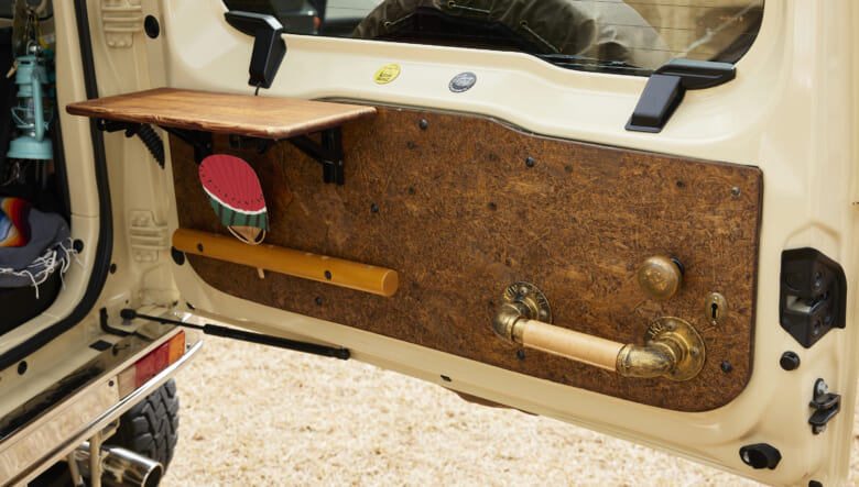 【’22 JIMNY SIERRA JB74】古きよき時代を彷彿させる、素朴なアメリカンテイスト。