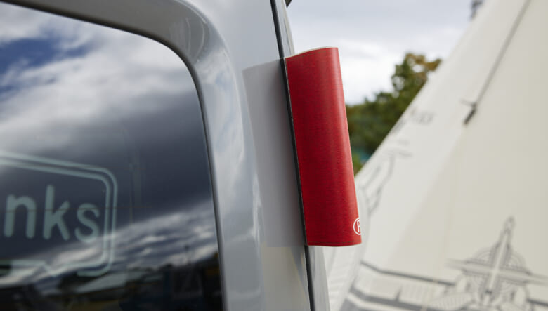 【’22 JIMNY JB64】DIYのステッカーを多用し、USAクラシックを目指す。