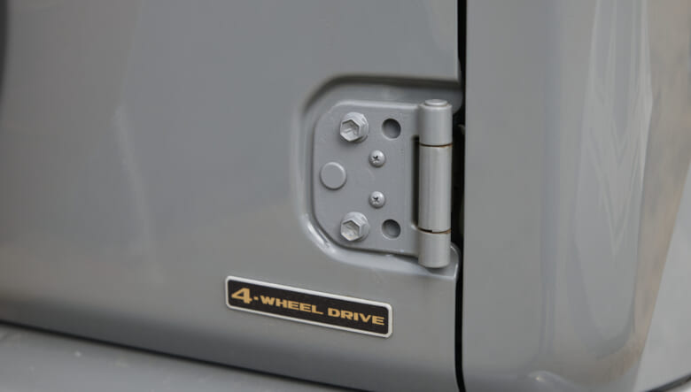 【’22 JIMNY JB64】DIYのステッカーを多用し、USAクラシックを目指す。