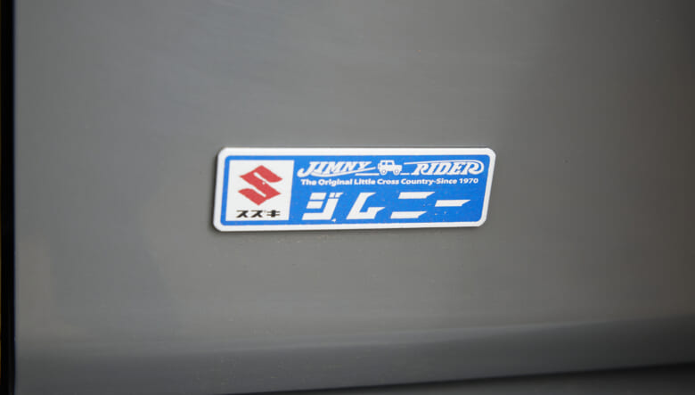 【’22 JIMNY JB64】DIYのステッカーを多用し、USAクラシックを目指す。