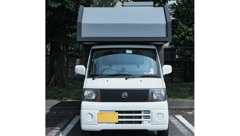 【’04 NISSAN CLIPPER】芸人の夢を叶えるため、自作キャンピングカーを新たに製作。