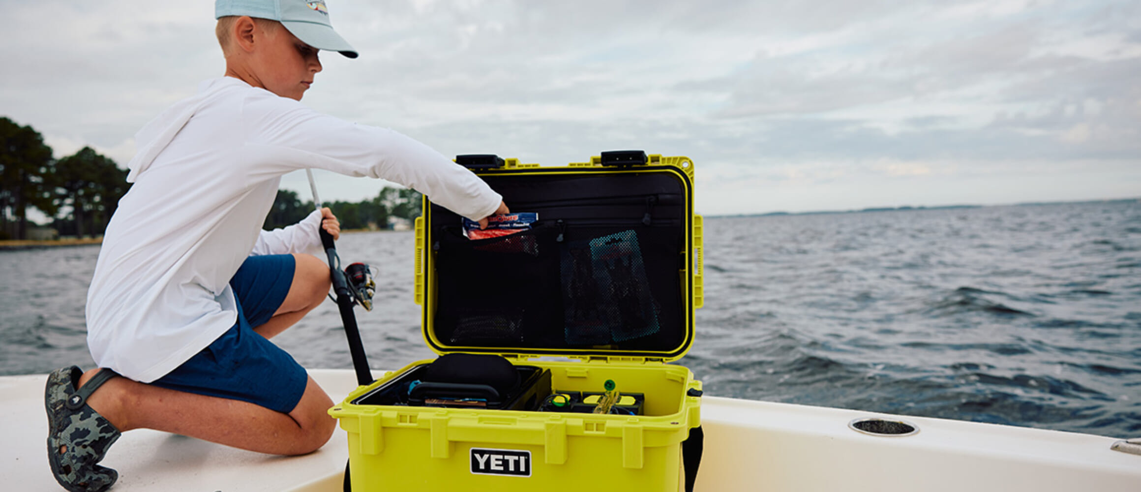 クーラーボックスの YETI®がジャパン社を設立！ 蛍から着想を得た