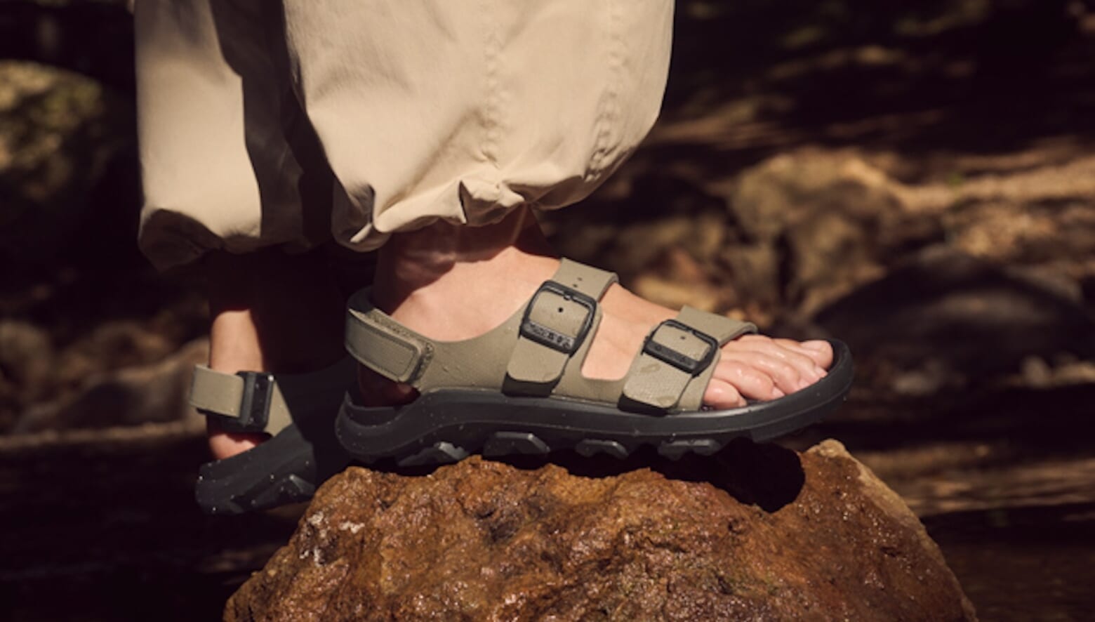 ビルケンシュトックの要注目水陸両用モデルにスノーピーク限定のカーキ