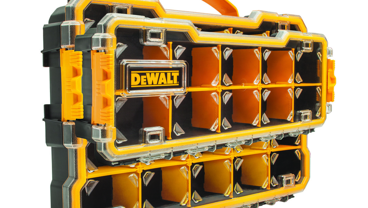 小物収納の救世主。DEWALTの新作は、“重ね付け”可能な新発想