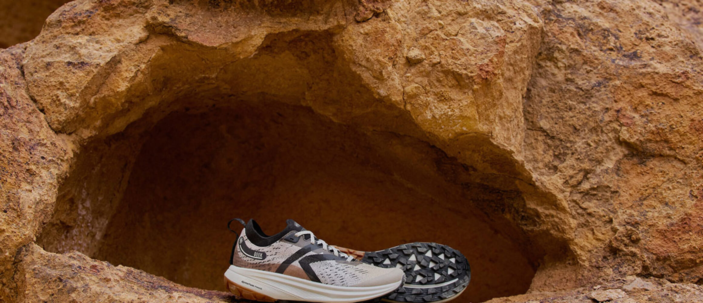 SEEKスニーカー 24cm 8588b751805bbdfa0dff95ed06a62f