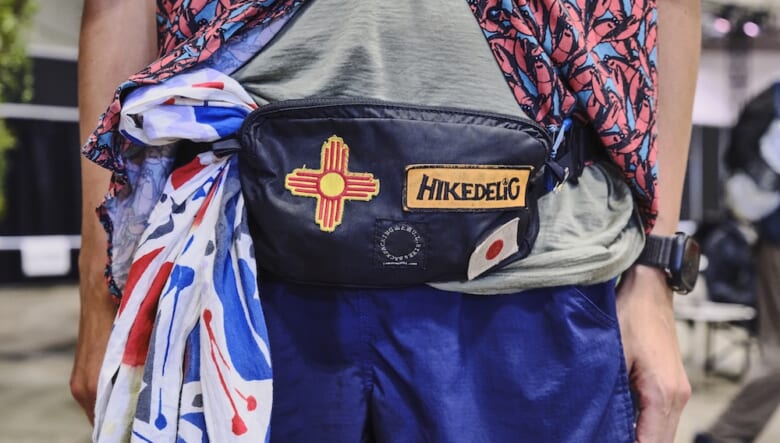 トレイルでの出会いや会話を生むシャツは見た目が命。-TOKYO OUTDOOR SHOW 2025-