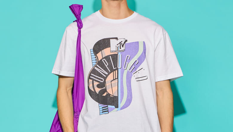 バーラップアウトフィッターの新作は、デイリー仕様な軽快パッカブルバッグ。