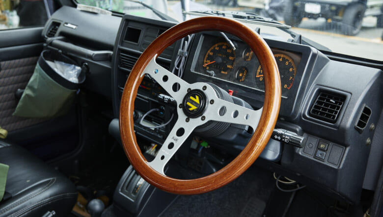 【’95 JIMNY JA11】四角ボディは永遠の憧れ。JA11好きが選んだ2台目。