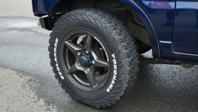 【’13 JIMNY JB23】街でもオフロードでも安定！長年の相棒、アピオTS7。