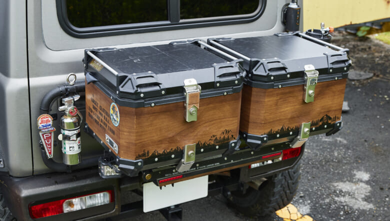 【’21 JIMNY JB64】大人気クリエイターの、クラフト感溢れる愛車。