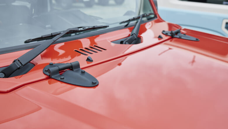 【’24 JIMNY JB64】ヨンマル顔のジムニーでオフローダーの憧れを再現！