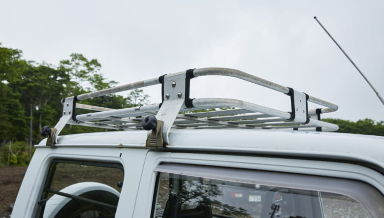 【’91 JIMNY JA11】当時のペイントそのままで、父親から受け継いだ名車。