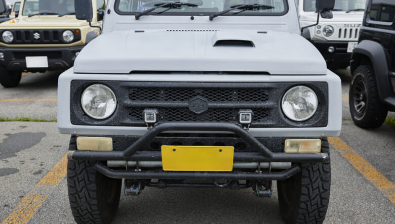 【’97 JIMNY JA11】少しのやれ感もサマになる、オフロード好き家族の仲間。