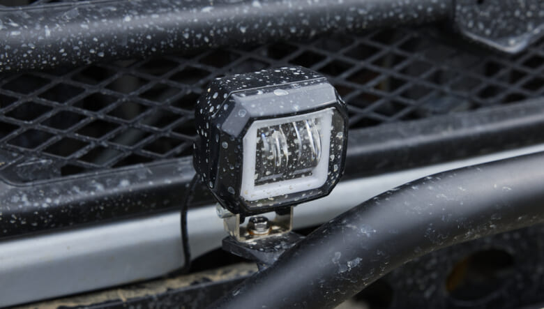 【’97 JIMNY JA11】少しのやれ感もサマになる、オフロード好き家族の仲間。