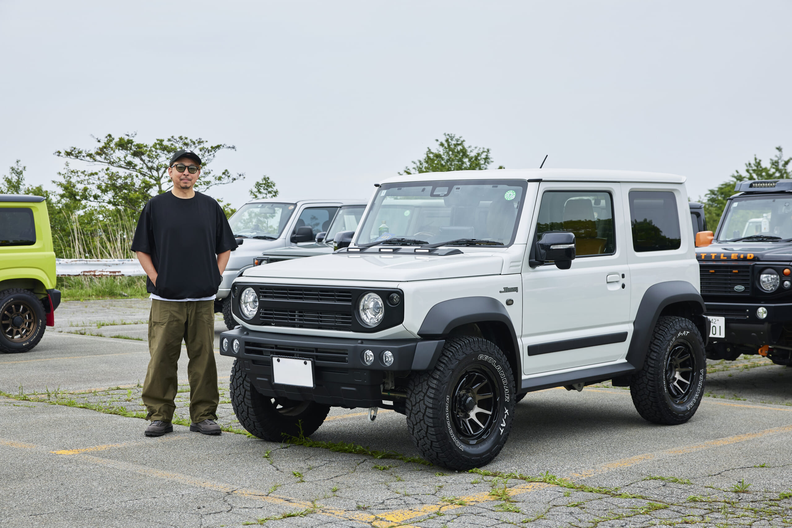 24 JIMNY SIERRA JB74】モノトーンで統一した、アーバンライクな