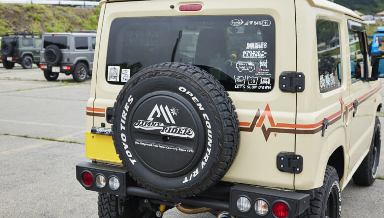 【’20 JIMNY JB64】乗り味にもこだわりアリ！JA11風デーカルにも注目。