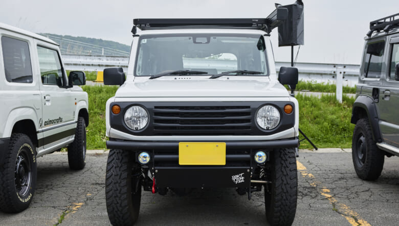 【’20 JIMNY JB64】シンプルな見た目でも、外遊びに最適なパワフルさ。