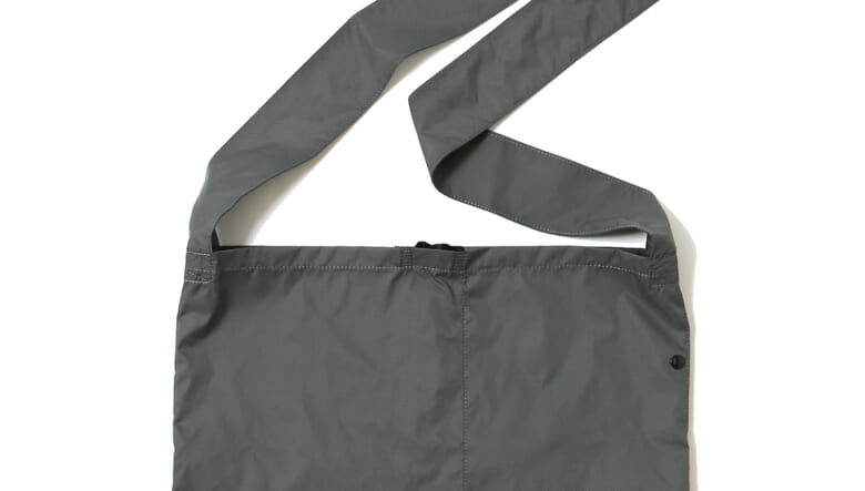 バーラップアウトフィッターの新作は、デイリー仕様な軽快パッカブルバッグ。