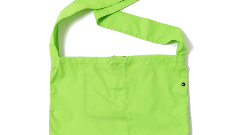 バーラップアウトフィッターの新作は、デイリー仕様な軽快パッカブルバッグ。