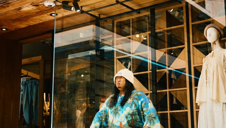 サウナの伝道師『サウナ田ヒロユキ』氏とフリークスストアがタッグを結成！　館内着やハットなどが目白押し。