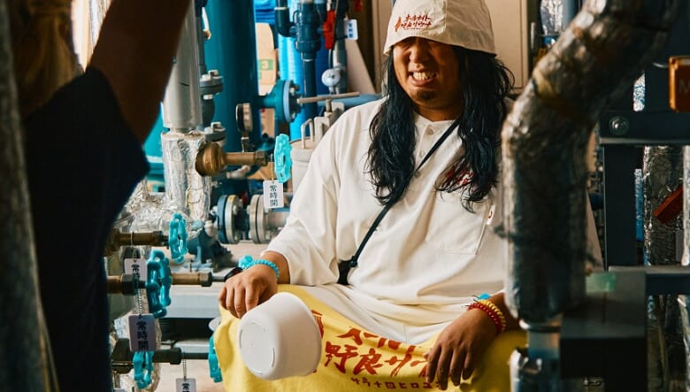 サウナの伝道師『サウナ田ヒロユキ』氏とフリークスストアがタッグを結成！　館内着やハットなどが目白押し。