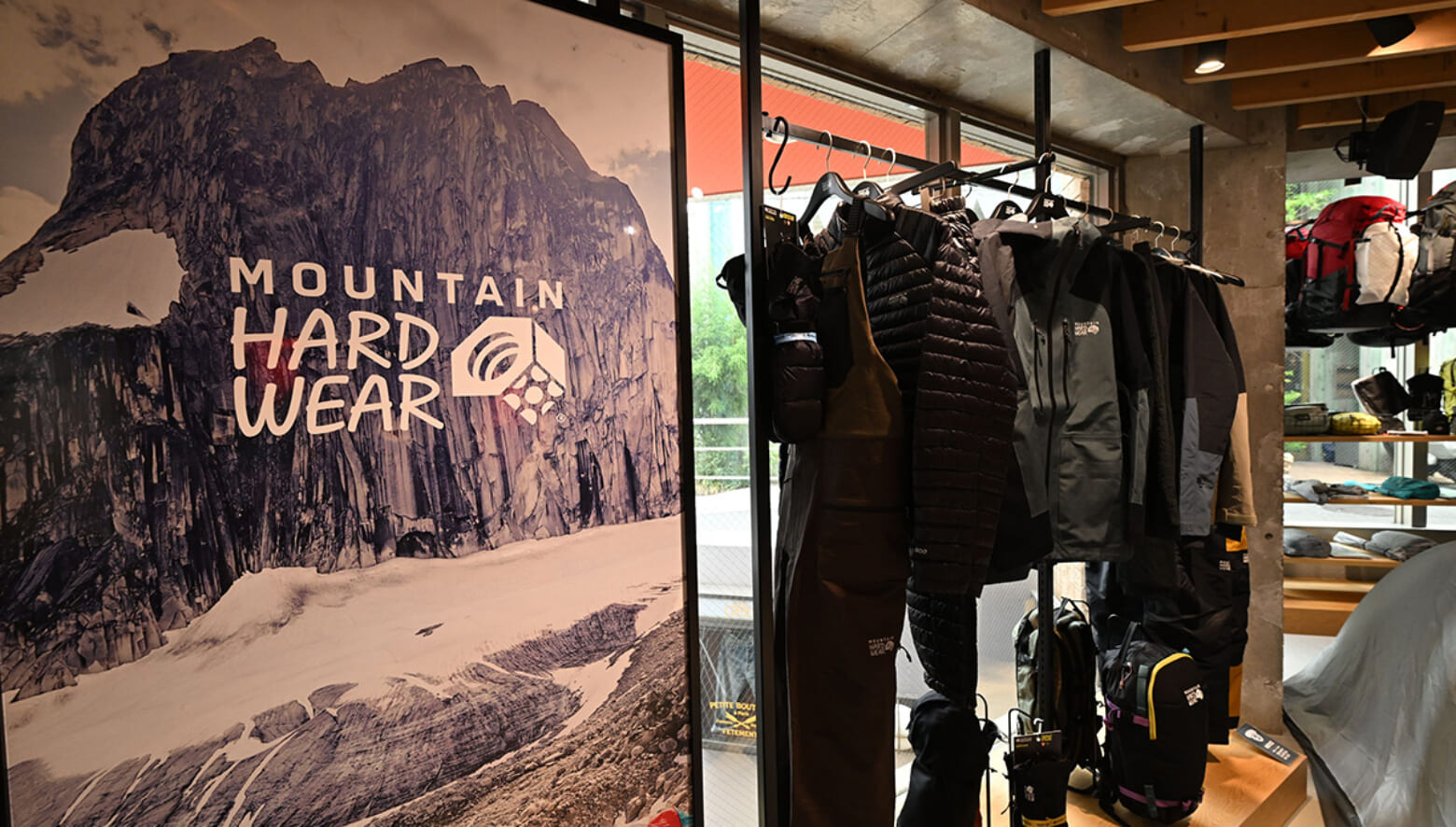 マウンテンハードウェアのフラッグシップストアが原宿にオープン