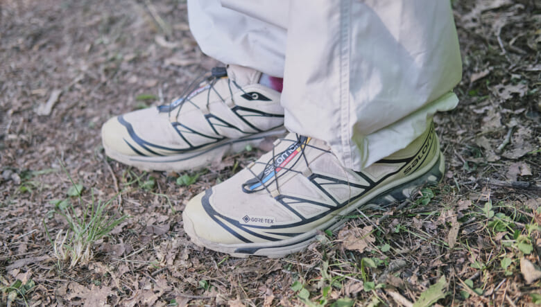 野外FESに映えるホワイトスタイル。-FUJI ROCK FESTIVAL ’25-