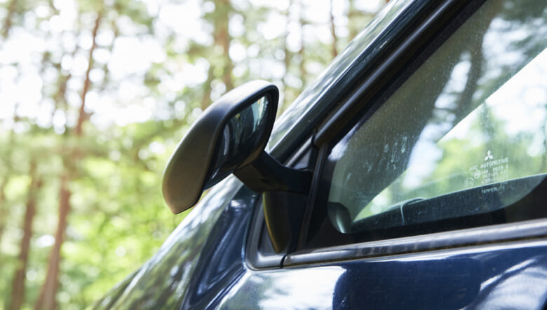 【’08 MITSUBISHI DELICA D:5】唯一無二なミニバンはフェイスデザインが◎。