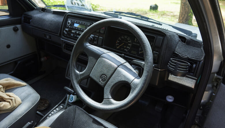 【’91 VOLKSWAGEN JETTA】14万kmを走り抜けた、ノスタルジックなセダン。