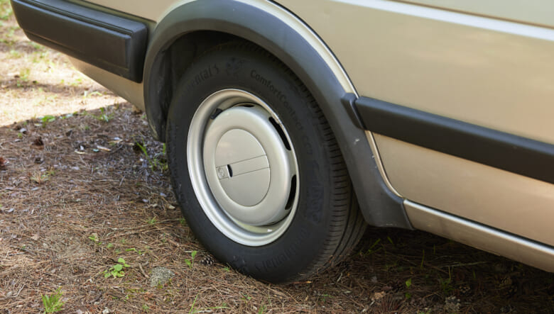 【’91 VOLKSWAGEN JETTA】14万kmを走り抜けた、ノスタルジックなセダン。