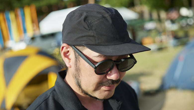 湖畔で水遊び後のリラックススタイル。-GO OUT CAMP猪苗代 vol.11-