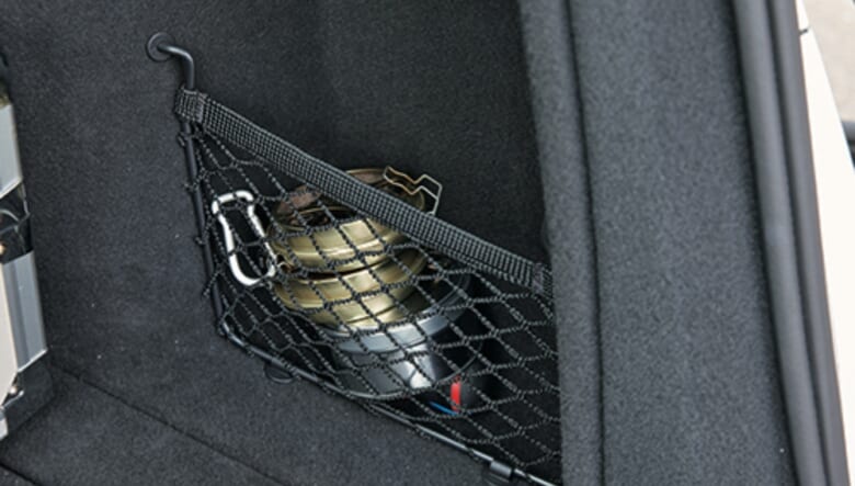 森の中で野鳥を待ち構えるときに必須の蚊取り線香。