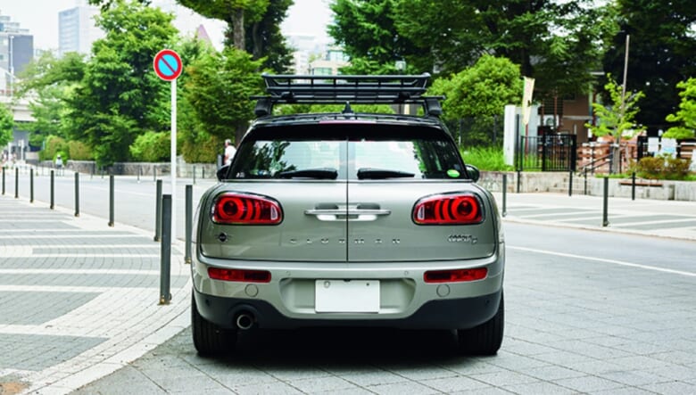 コンパクトなクルマに荷物をパンパンに積んで旅に繰り出す。【’18 MINI MINI CLUBMAN】