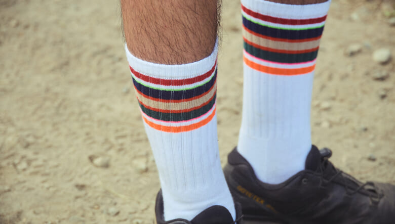 柄シャツ投入でリゾート気分演出。-FUJI ROCK FESTIVAL ’25-