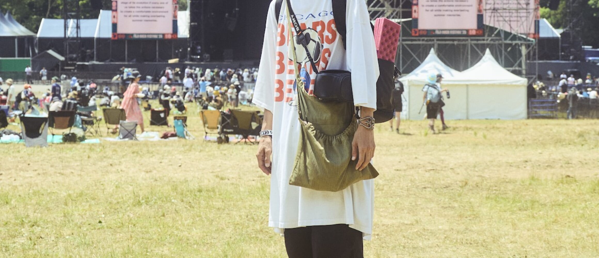 絶妙サイジングのビッグシルエット。-FUJI ROCK FESTIVAL '25- | GO